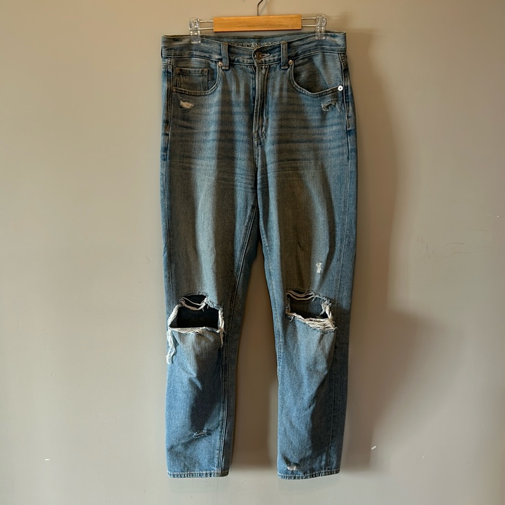 Ripped Mom Jeans